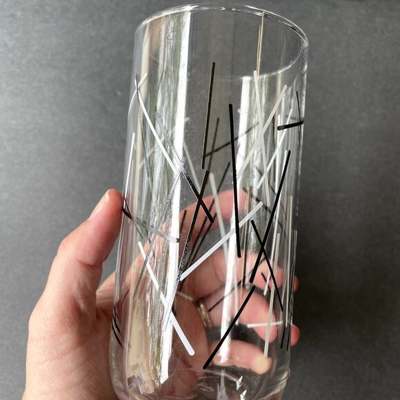 Set of 4 Vintage Libbey Glasses 2 Small 2 Tall Black White Abstract - Picture 5 of 9